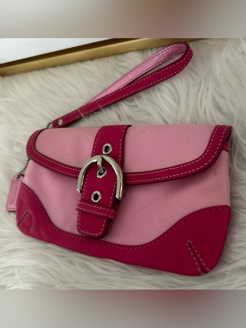 Coach Vintage Y2K Pink Canvas Leather Buckle Wristlet Clutch Bag - Picture 6 of 12